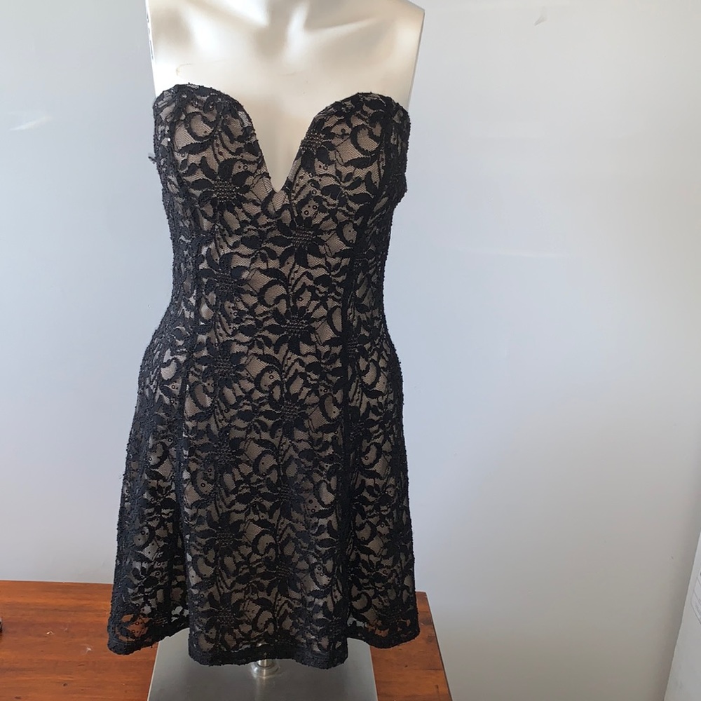 Strapless Black Lace A-Line Dress